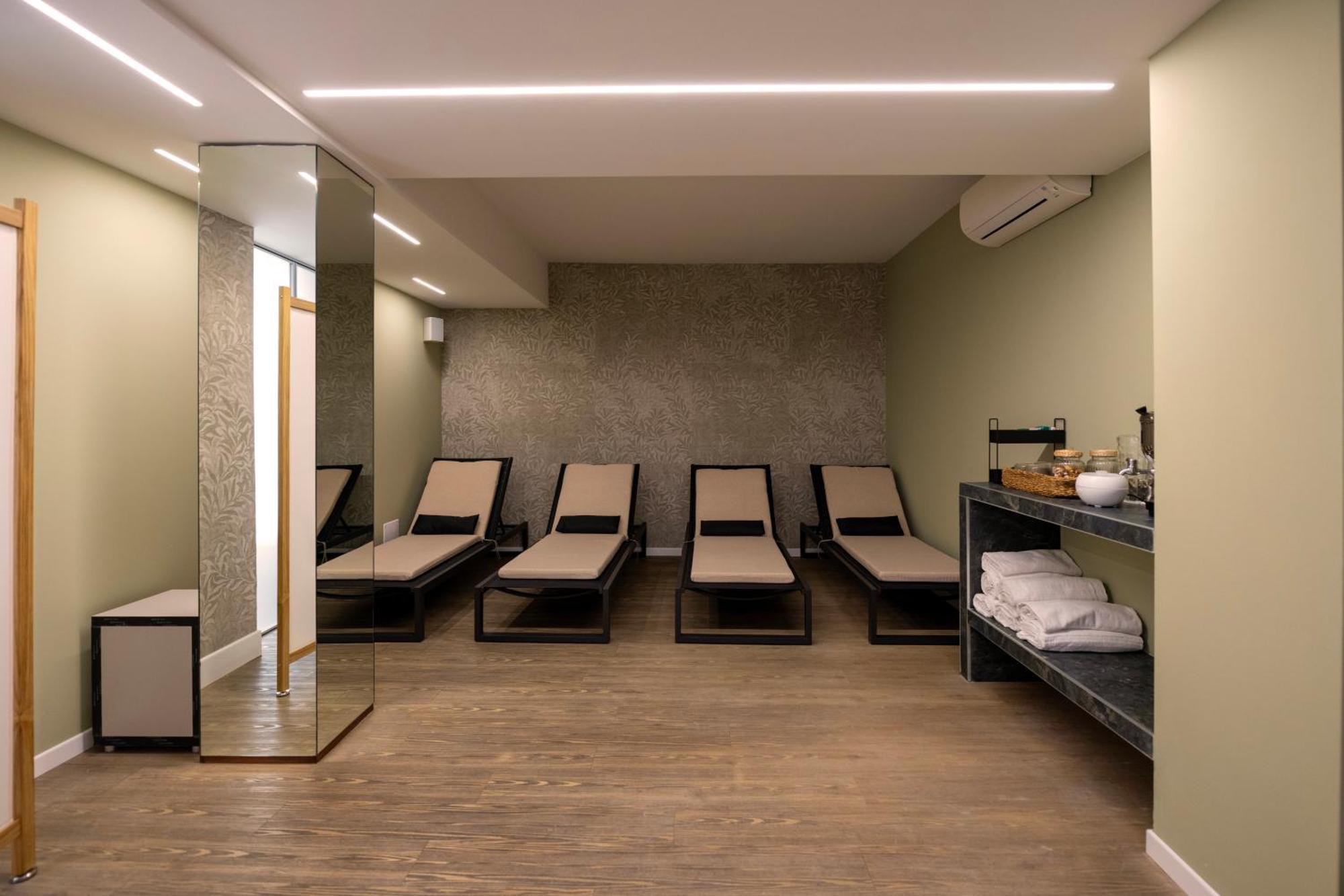 Hotel Astoria Caorle Bagian luar foto